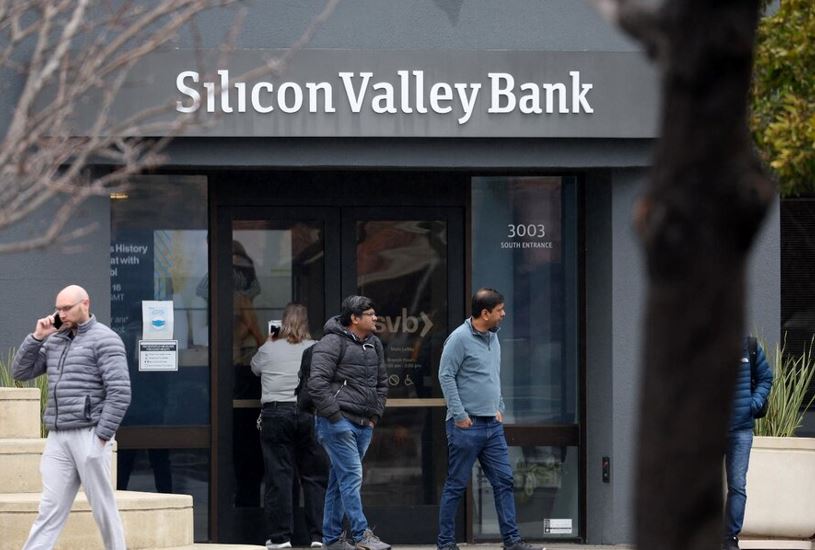 Por qué la caída de Silicon Valley Bank alarma al sistema financiero en Estados Unidos